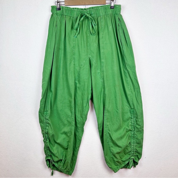 Free People Hadley Poplin Pants Size Medium Oversized Kelly Green Lightweight - Picture 2 of 9